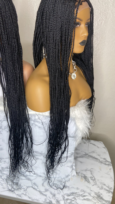 JOJO extra small Knotless braid wig